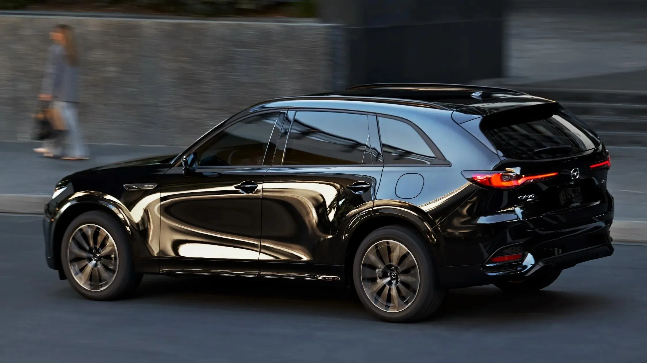 Похоже, зря Mazda рвалась в премиум. Американцы не горят желанием…