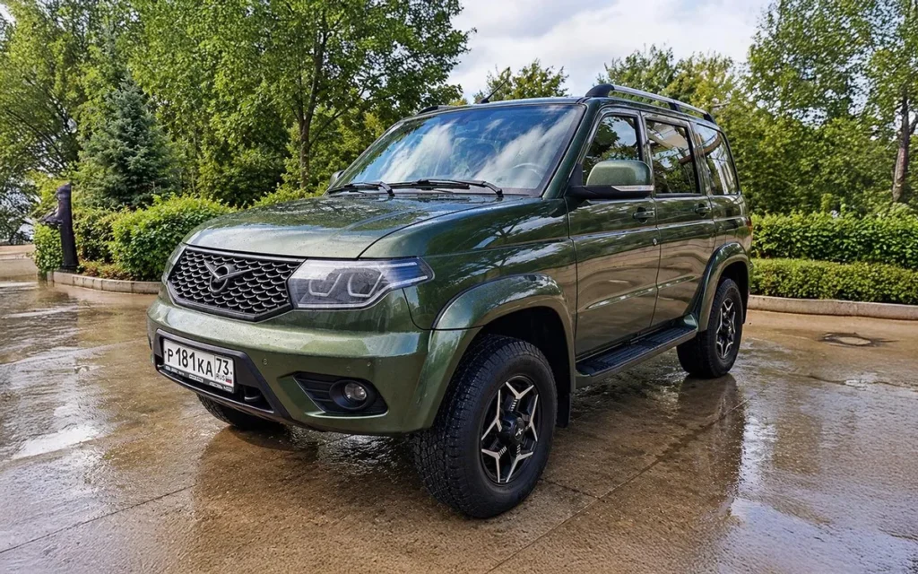 uaz-patriot-x-cover